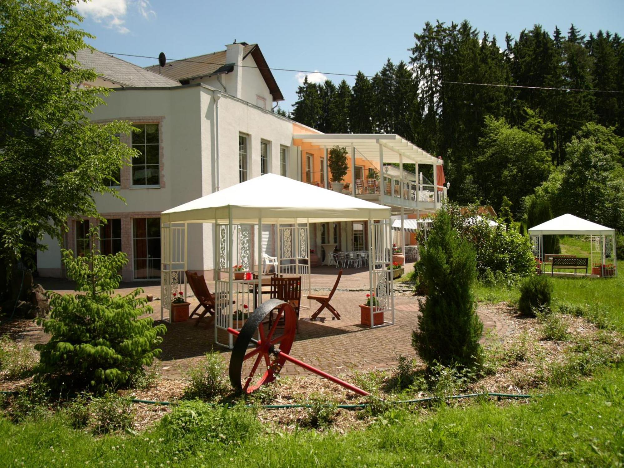 Studentenmuehle Hotel - Restaurant Nomborn المظهر الخارجي الصورة