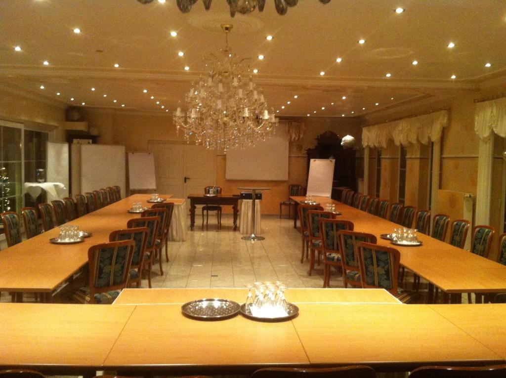 Studentenmuehle Hotel - Restaurant Nomborn المظهر الخارجي الصورة