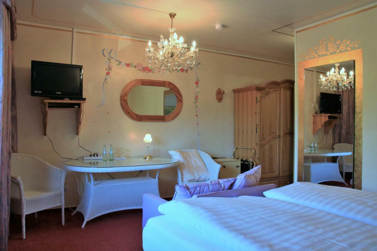 Studentenmuehle Hotel - Restaurant Nomborn المظهر الخارجي الصورة